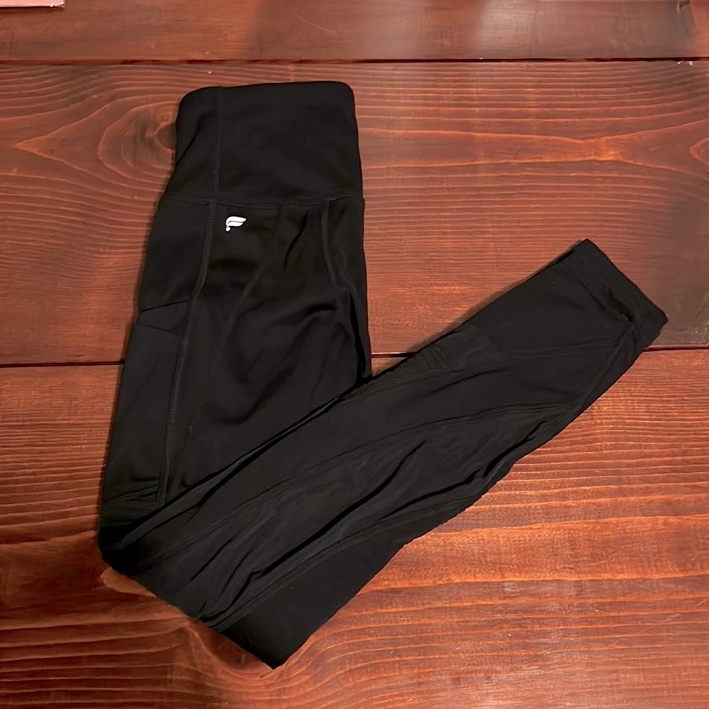 ☀️Fabletics Moto Leggings